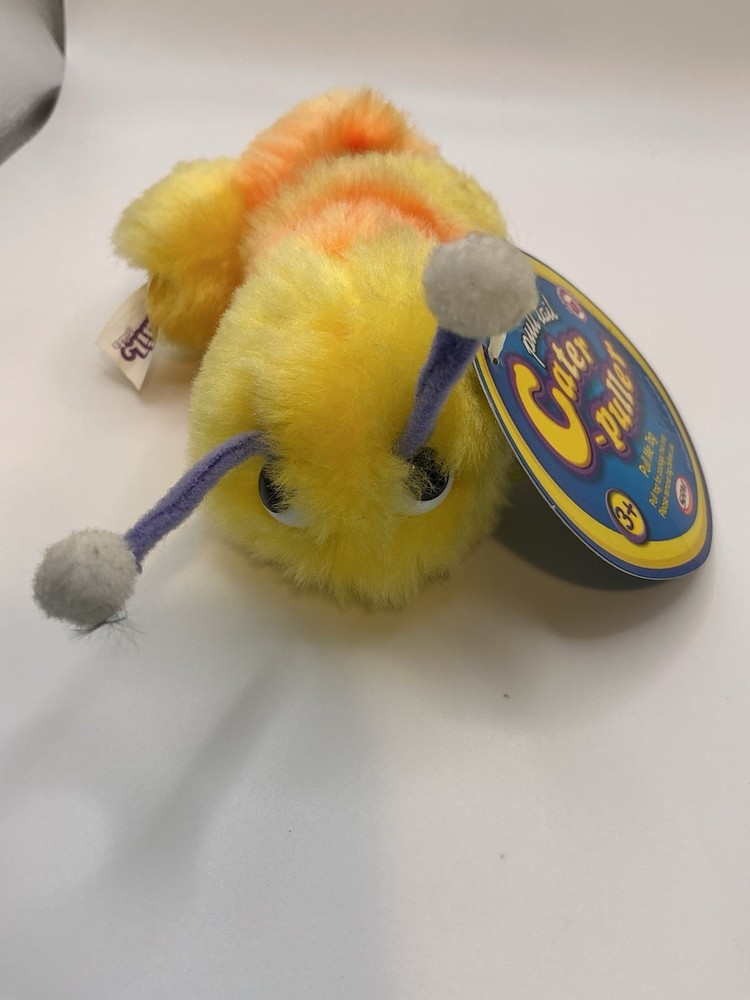 Vintage Pull Tail Cater Puller Caterpillar Toy