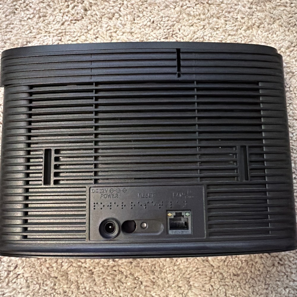 Samsung 4G LTE Network Extender 2 Verizon (Model SLS-BU10B)