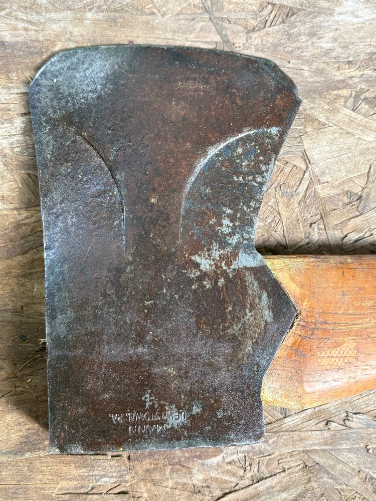 Mann Edge & Tool Beveled Jersey Pattern Axe