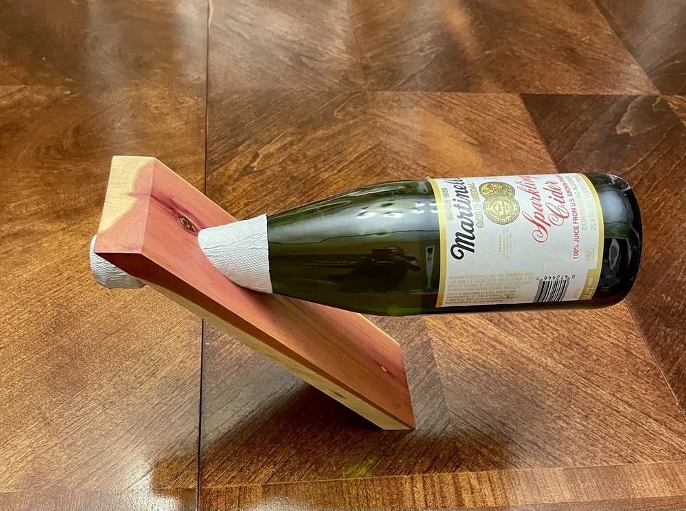 FUN GIFT IDEA WINE BOTTLE HOLDER SERVER SOLID RED CEDAR WOOD BALANCING HANDMADE