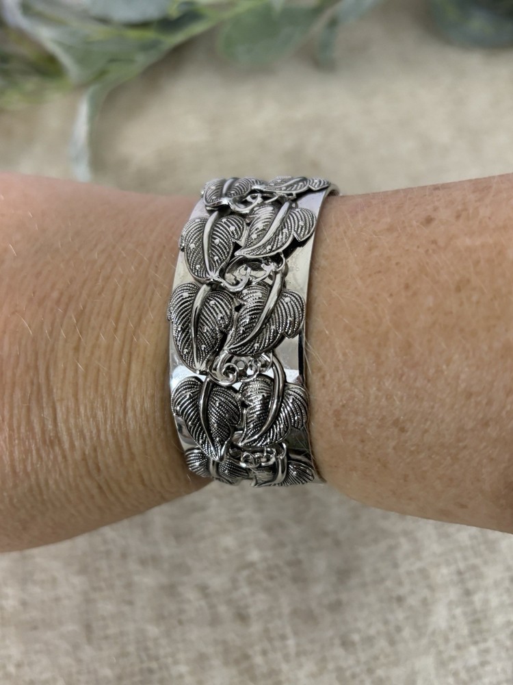 Whiting & Davis Silver Color Cuff Bracelet 3D Leaf Pattern
