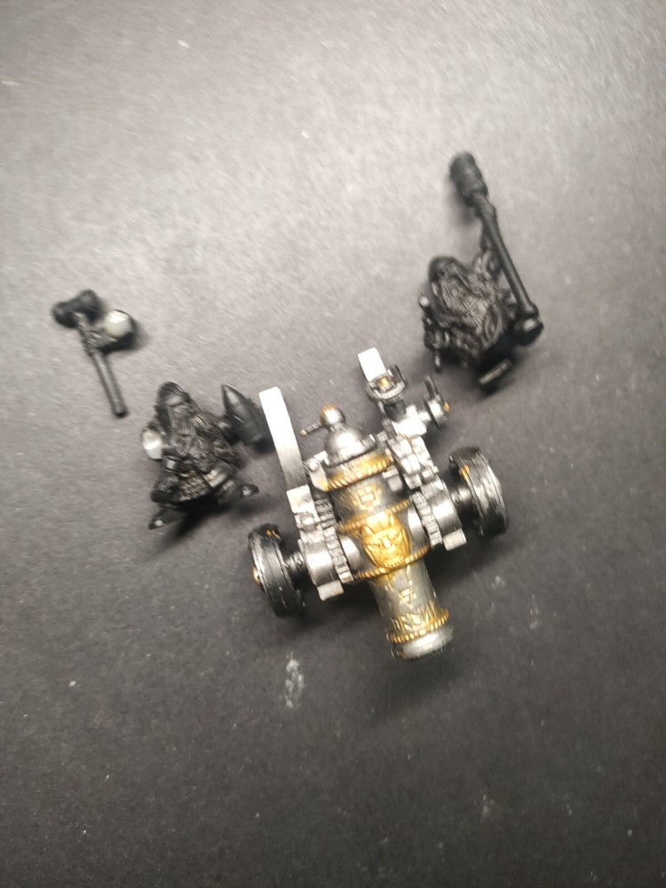 Warhammer The Old World - Plastic Dwarf  Cannon & Crew