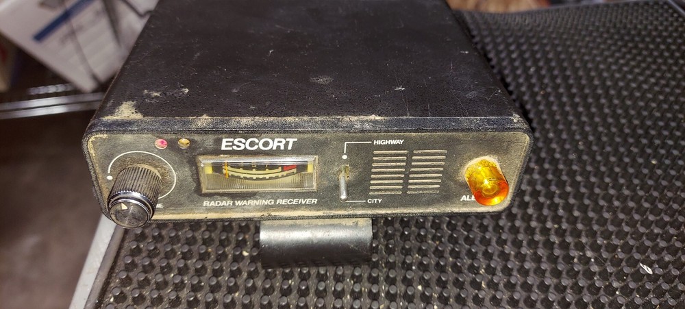 Vintage 80s ESCORT RADAR Warning Receiver Detector Reader