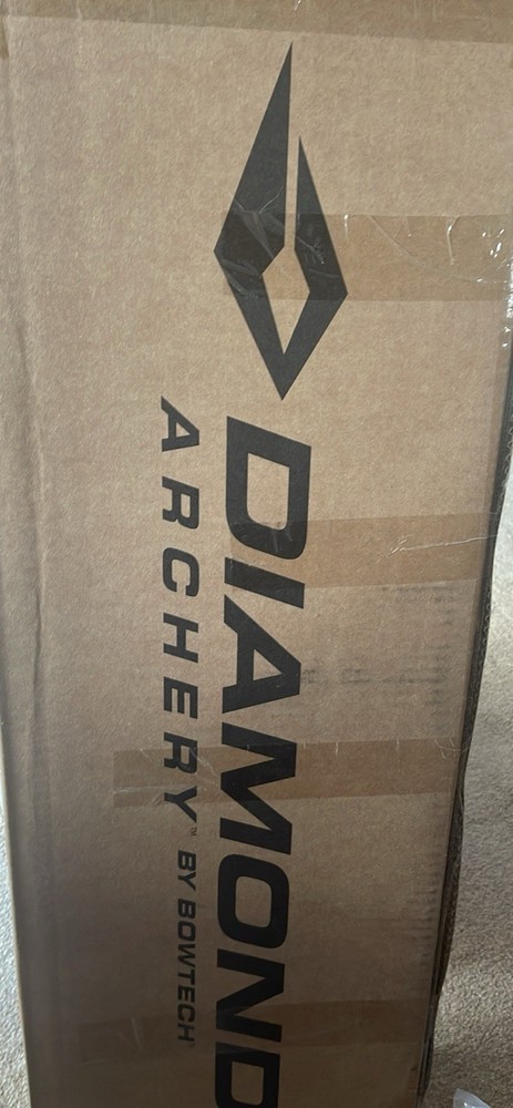 Bowtech Diamond Infinite Edge Compound Bow Right-Handed