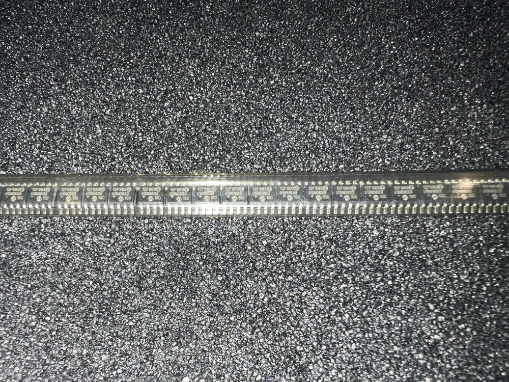 PIC12F683-I/SN