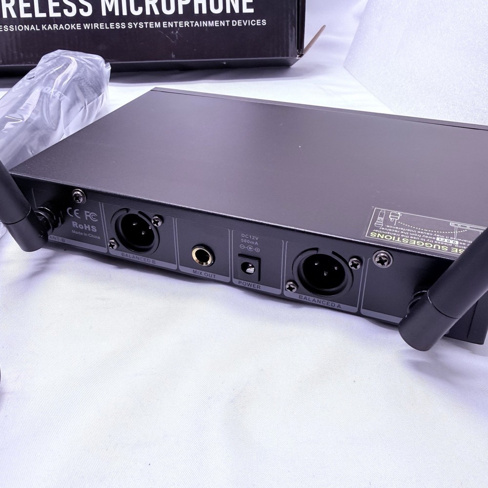 Froket FU-2002 Wireless Mic Combo Pack - 2 Handheld Mics - UHF System