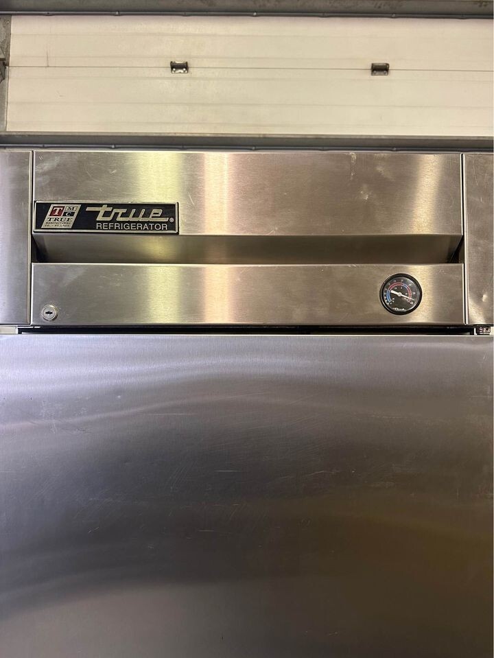 Single Door One-Section Stainless Steel Refrigerator