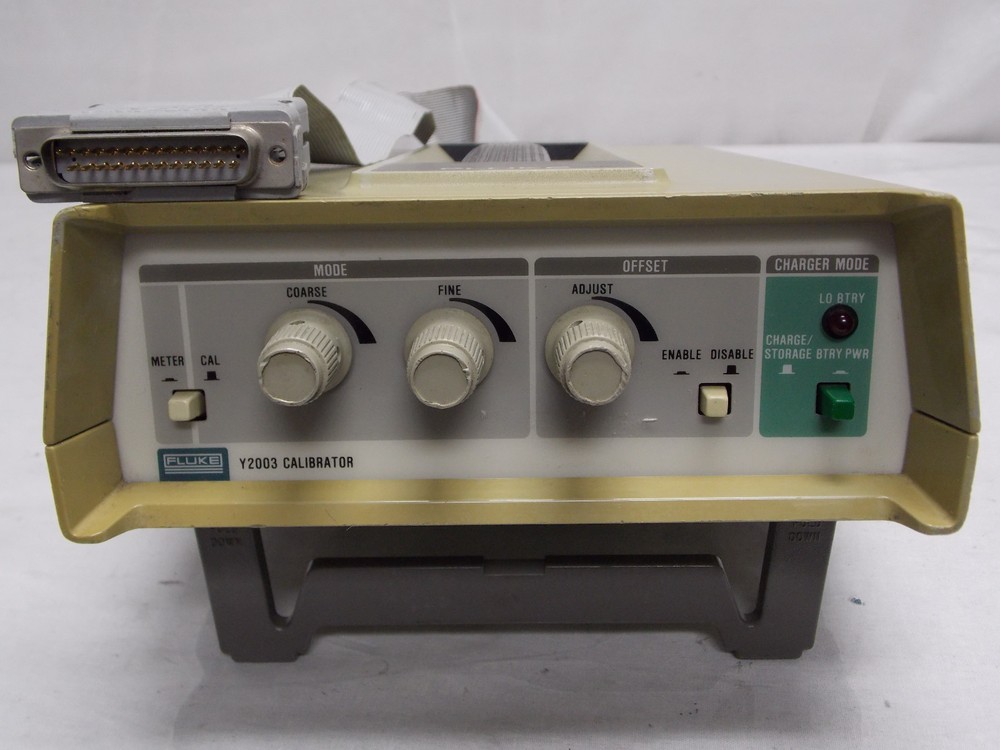 FLUKE Y2003 CALIBRATOR STANDARD
