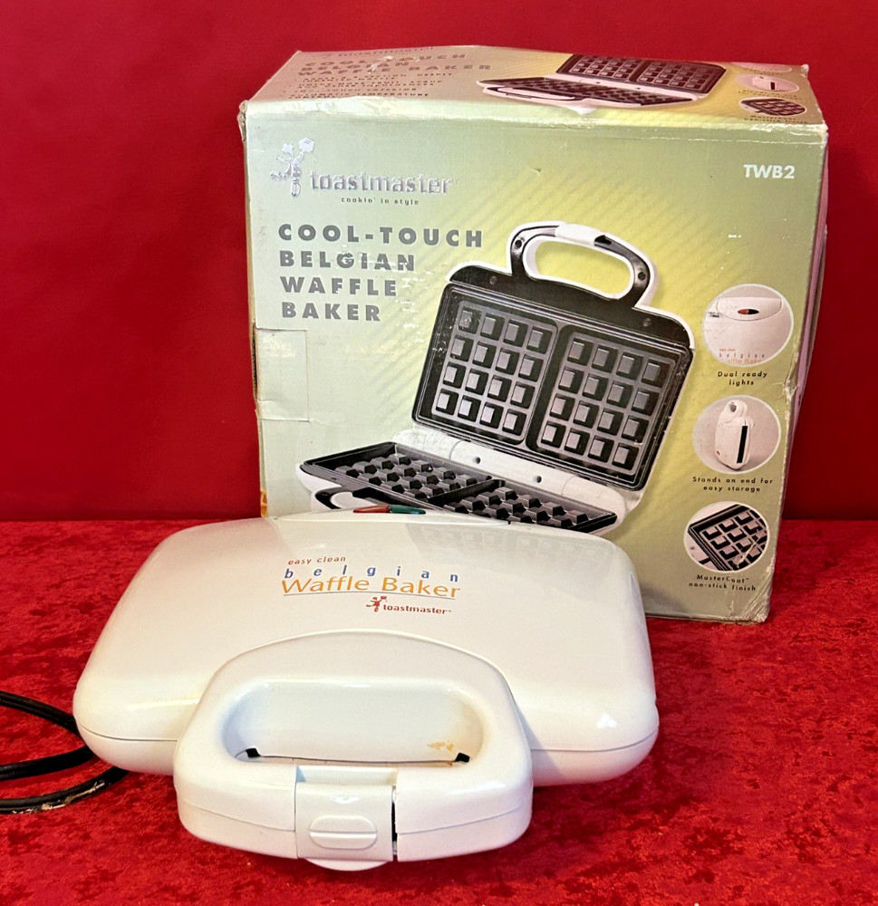 Toastmaster Cool-Touch Belgian Waffle Baker Model TWB2 Waffle Maker  B17