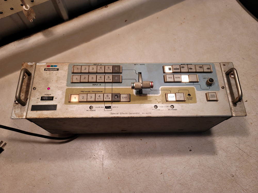 Panasonic Video Switcher & Effects Generator Model WJ-4600A Powers On AS-IS