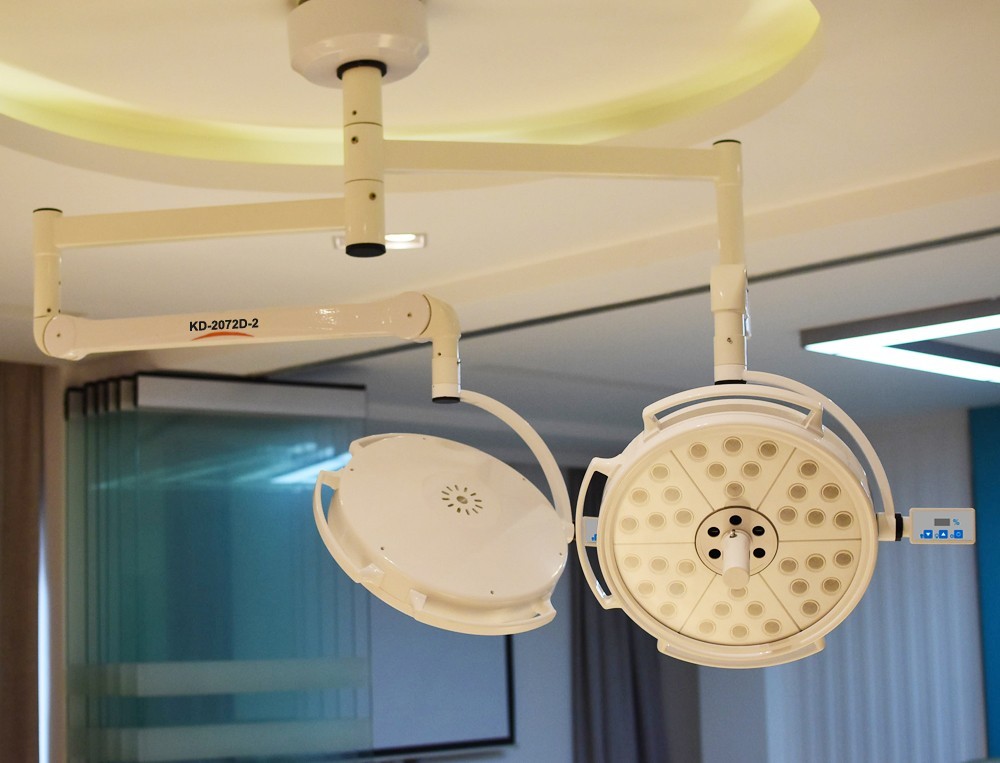 108W 72 LED Double-head Shadowless Operation Light Ceiling Mounted Surgical Lamp