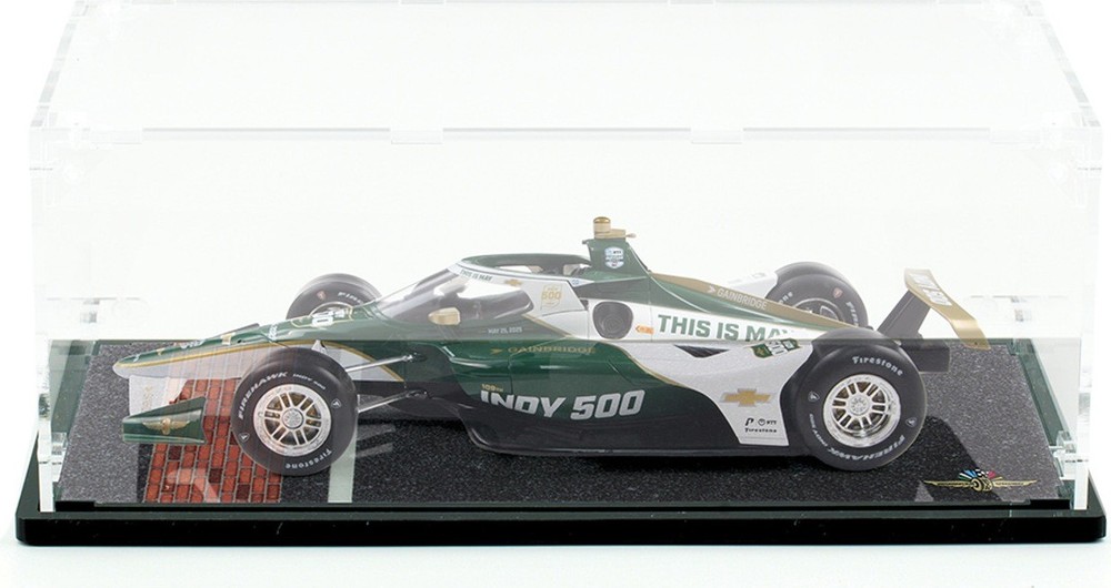 Official Indianapolis 500 1:18 scale Diecast Display Case CS32147 by IXO