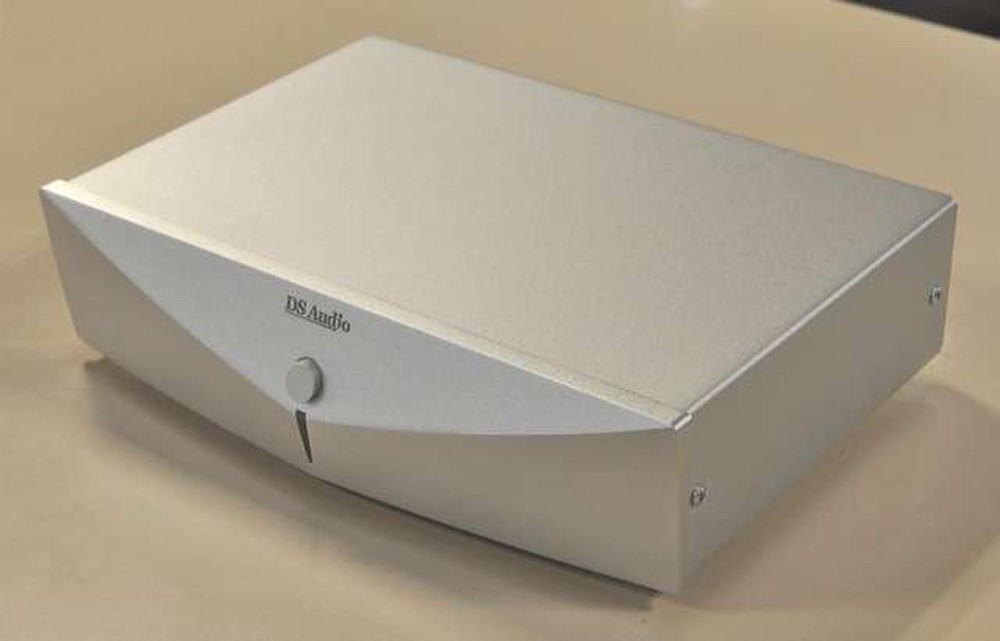 DS Audio DS-E3EQ Phono Equalizer, Stereo, Compact Used