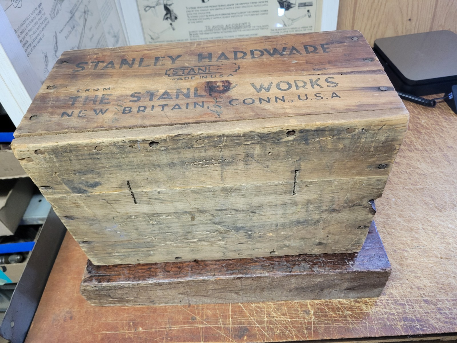 Antique The Stanley Works, Stanley Hardware, Shipping Crate