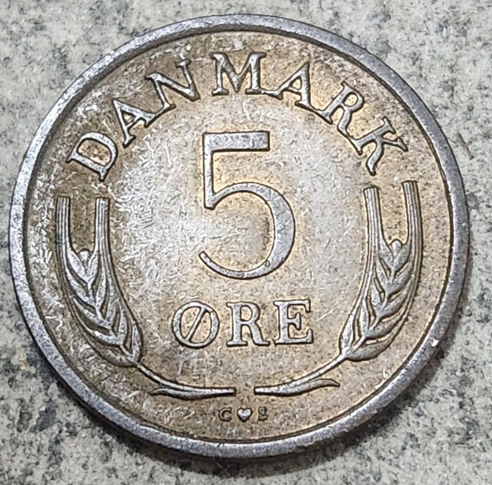 DENMARK 🇩🇰 FIVE (5) ØRE COIN 1966 (KING FREDERICK IX)