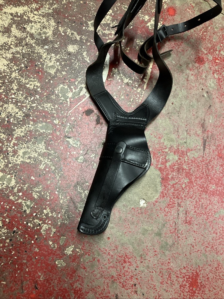 USGI S&W AIRCREW LEATHER SHOULDER HOLSTER