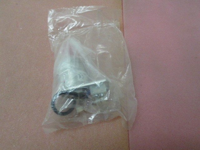 AMAT 1270-03003 Precision sensor E36W-H87, Pressure switch