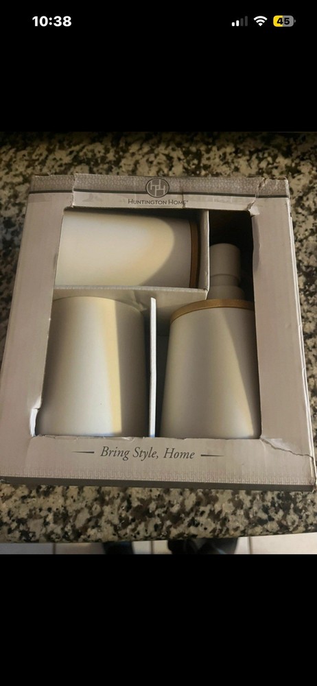 bathroom accessories set