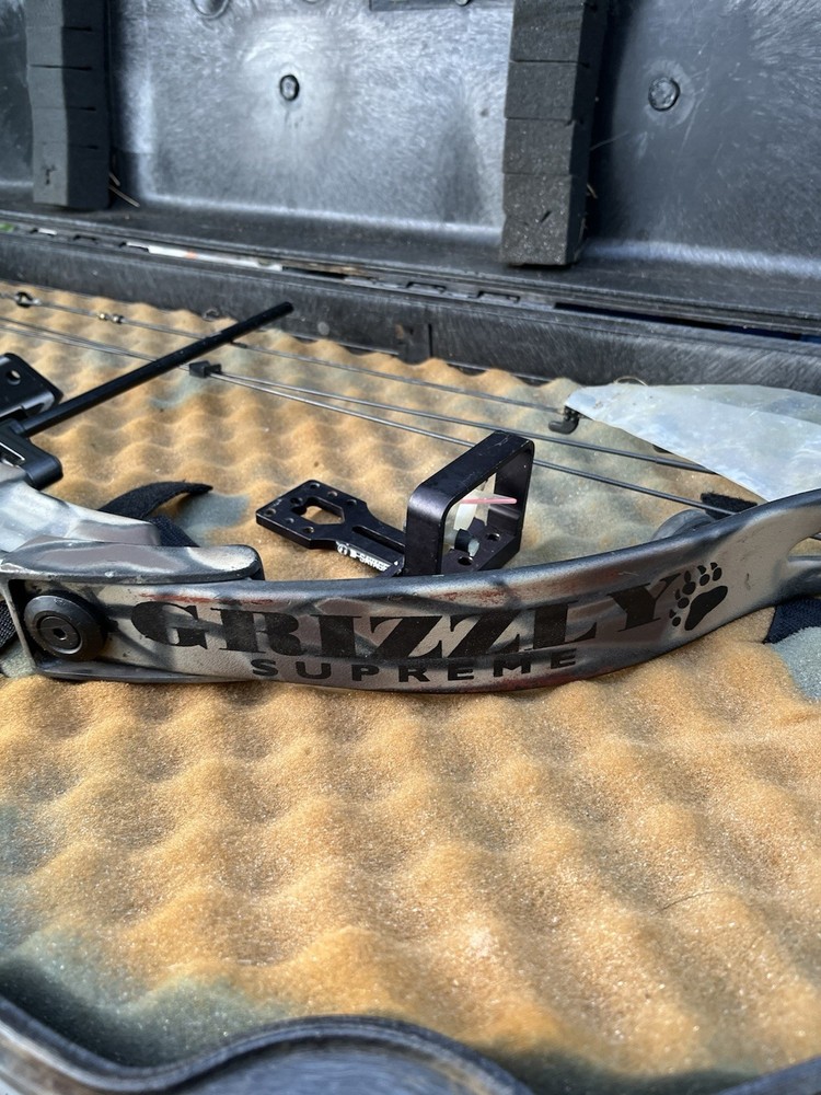 Grizzly Bow