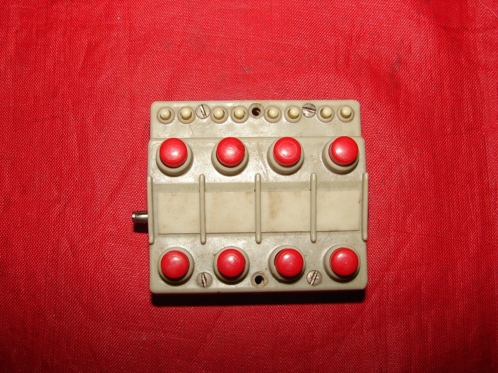 HO SCALE CONTROL BOX JOUEF 890 ELECTRIC TRAIN
