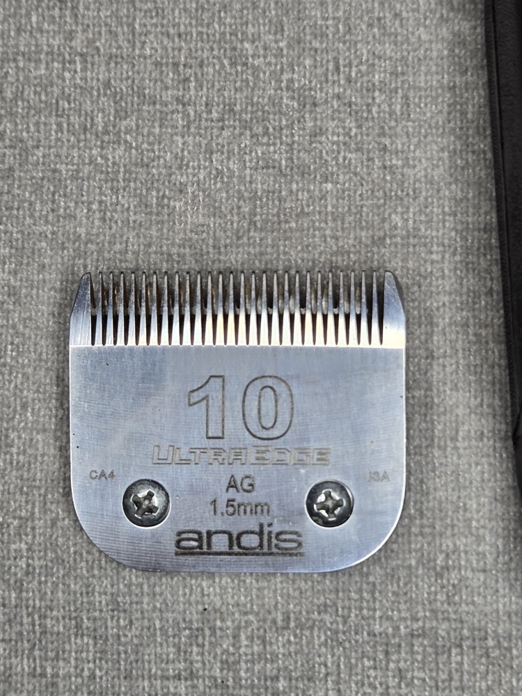 Andis AGS 2 2-Speed Detachable Blade Clipper - Black