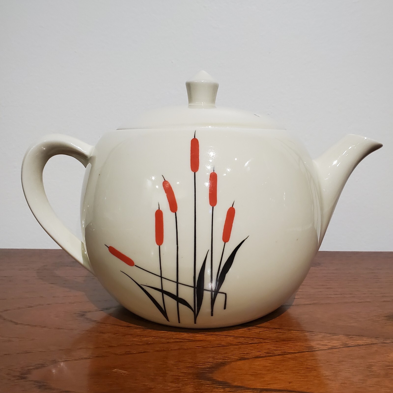 Vintage Porcelier Trademark Vitreous Hand Dec. China White Red Cat Tails Teapot