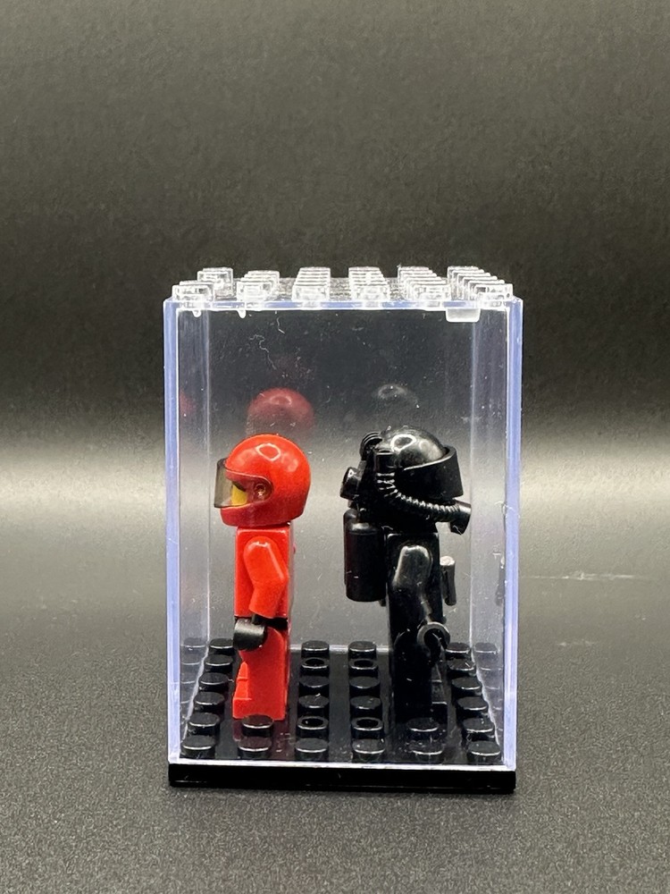 Display Case for Minifigures -6x6 stud size