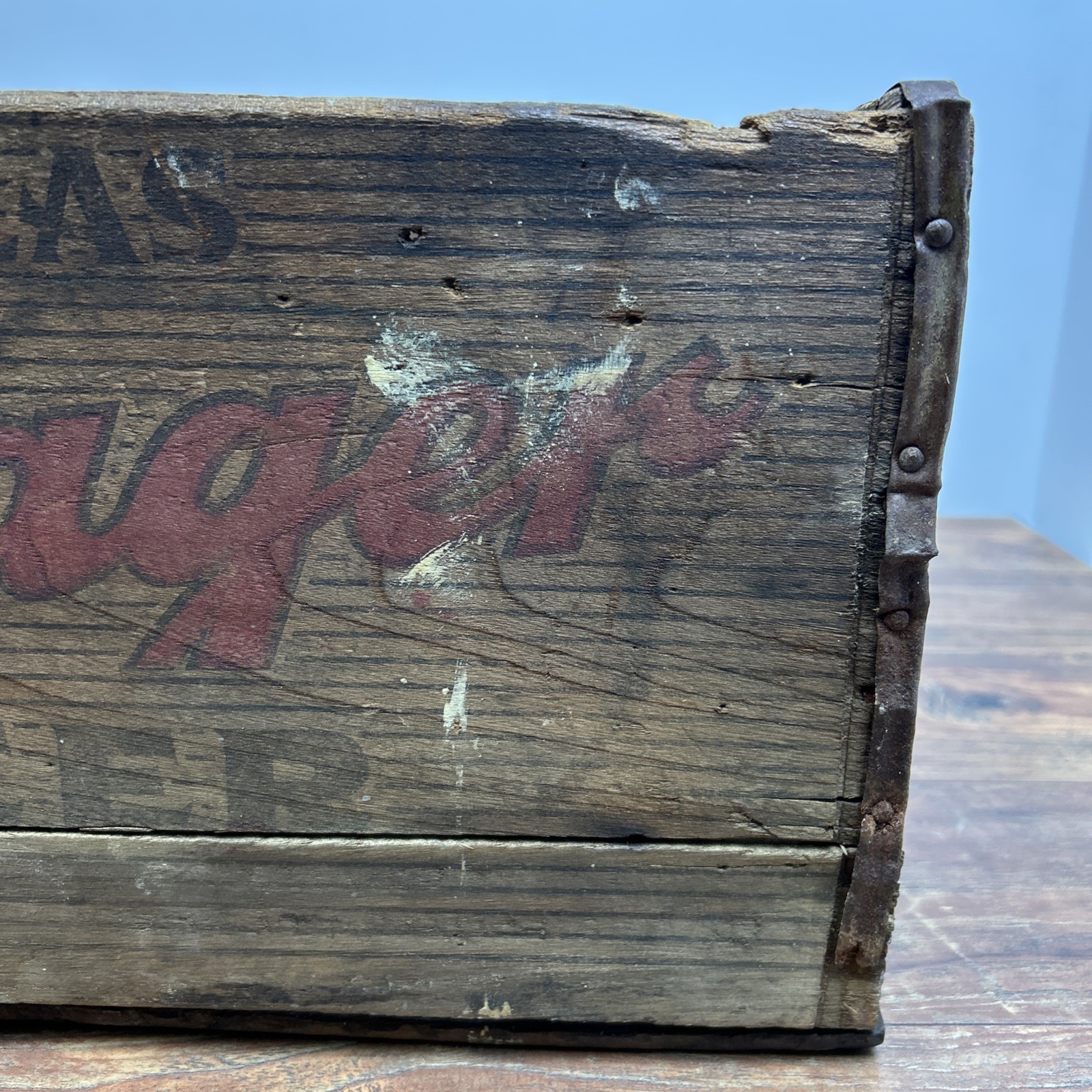 Atlas Prager Beer Crate Case Wood Chicago BW96 Wooden Advertising No Lid