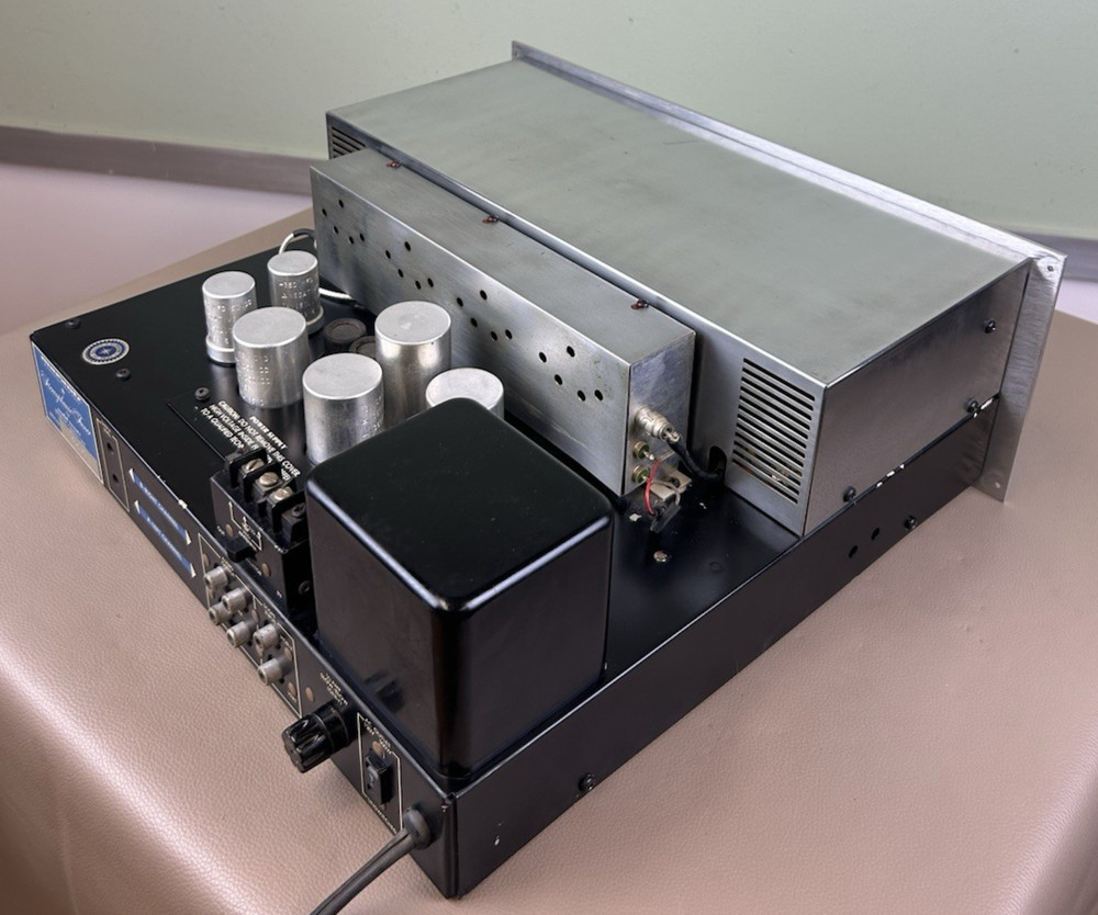 MARANTZ MODEL TWENTY TUNER ORIGINAL BOX COOL