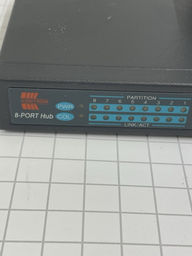 Adotron 100Base-TX Class II Repeater 8 ports