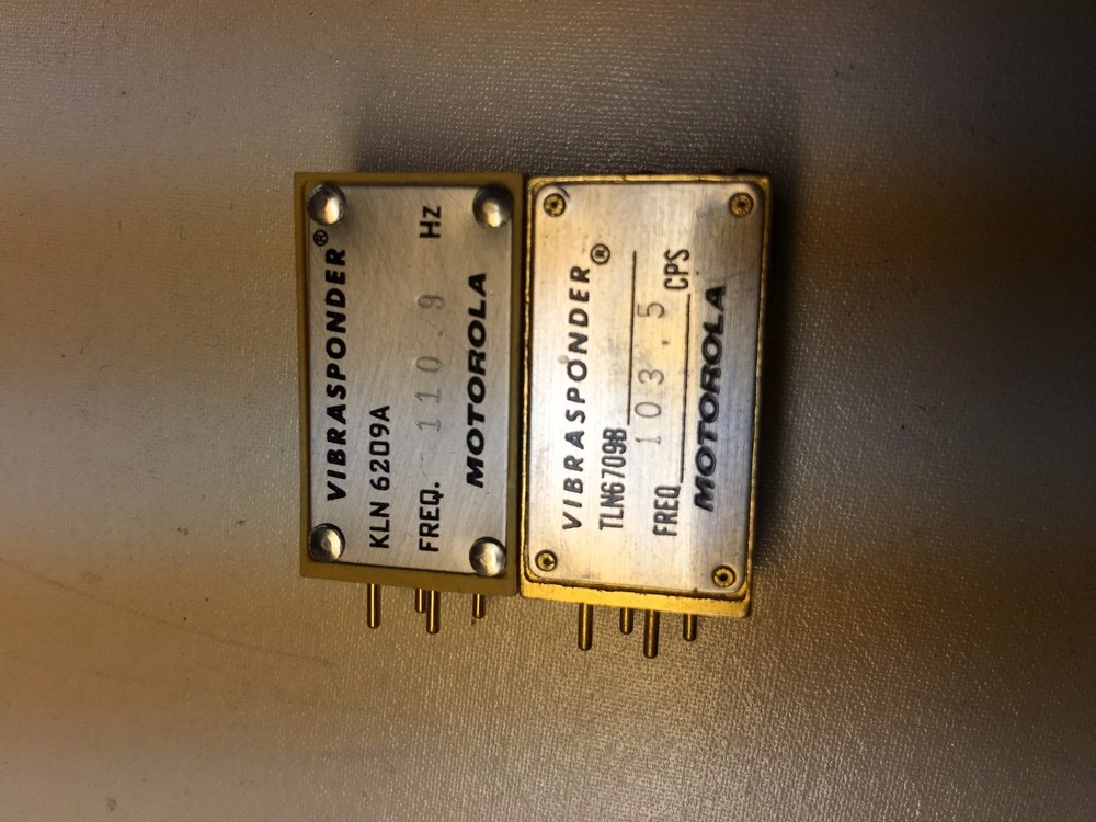 Motorola PL Vibrasender Vibrasponder Reed CTCSS