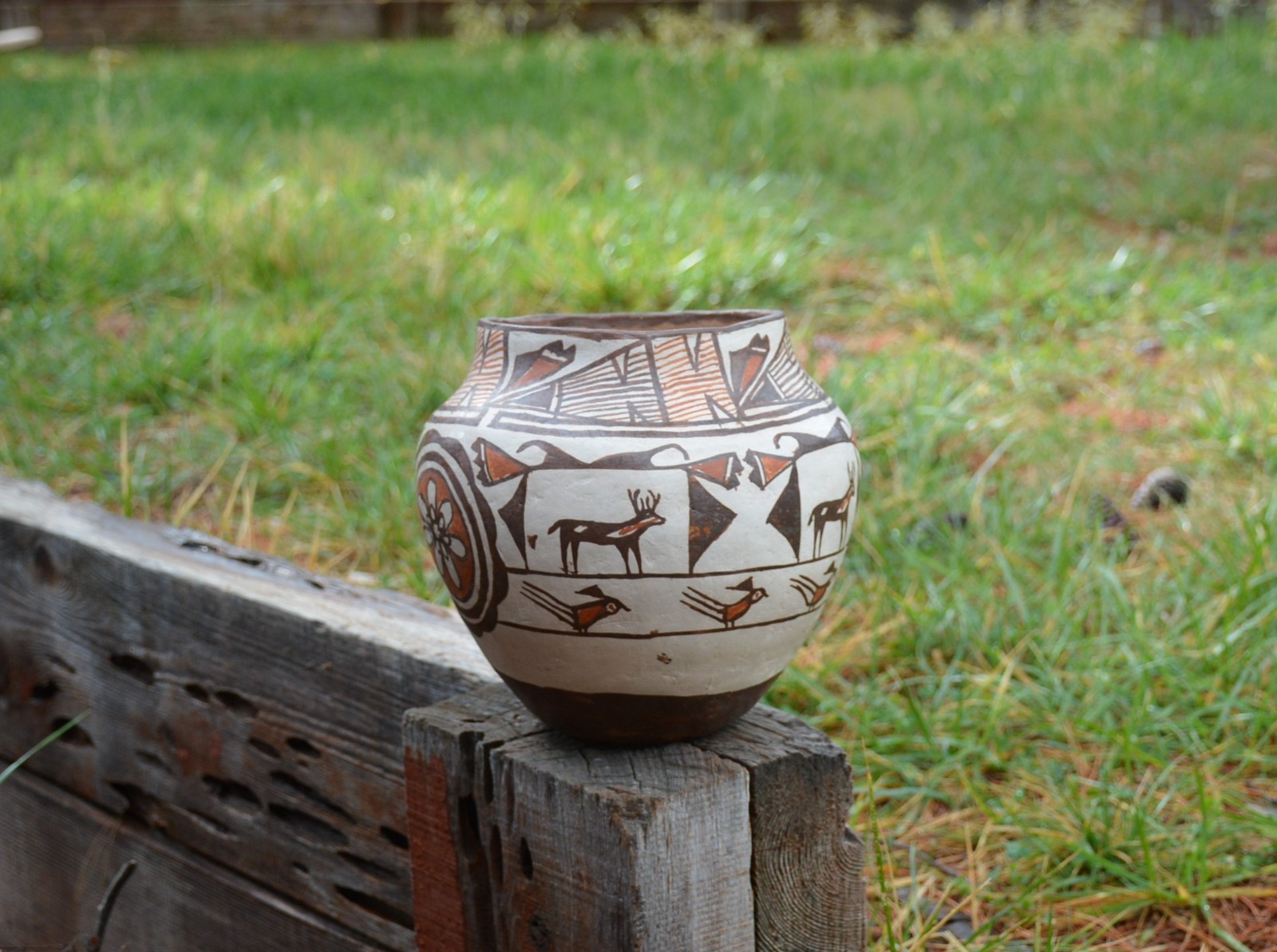 Old Zuni Traditional Olla Pot - Heartline Deer with Birds and Geometrics
