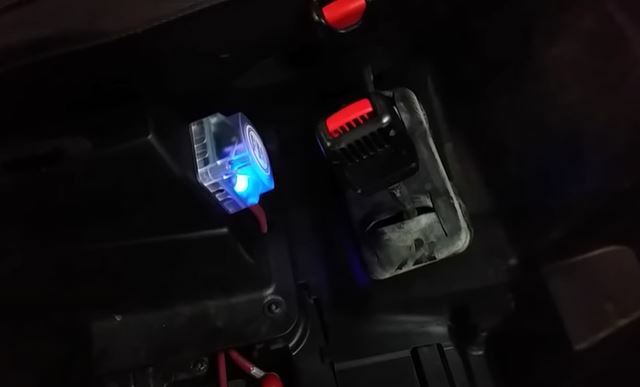 True® Silverado Large Dual Battery Kit