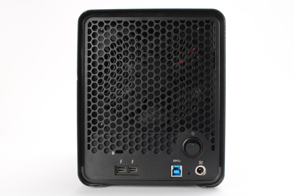 Data Robotics DRDR5-A Drobo 5D External 5-Bay Storage Array With 1x 4TB HDD