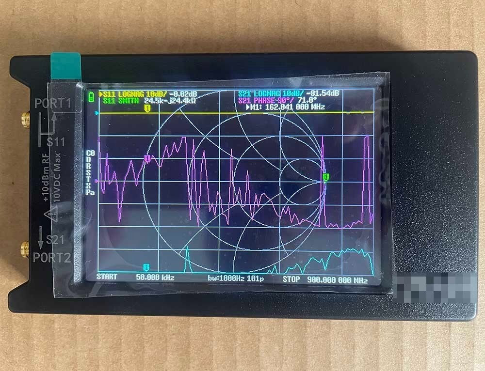50KHz-1.5GHz Vector Network Analyzer W/ 4" LCD for UHF Antenna