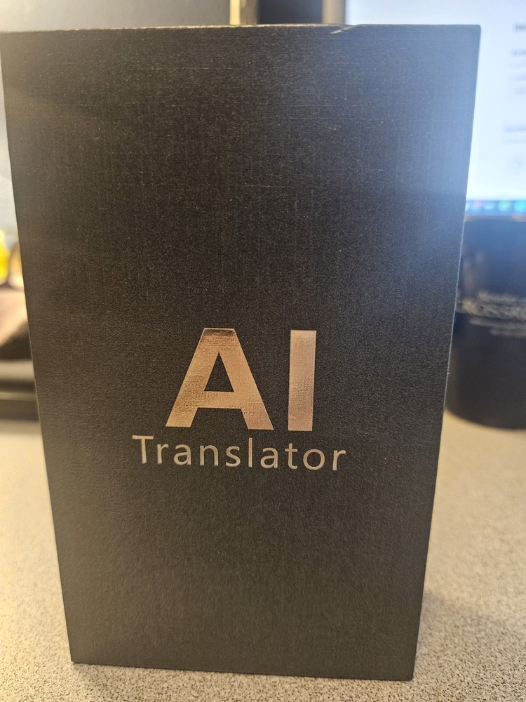 RAVIAD Intelligent AI Language translator open box
