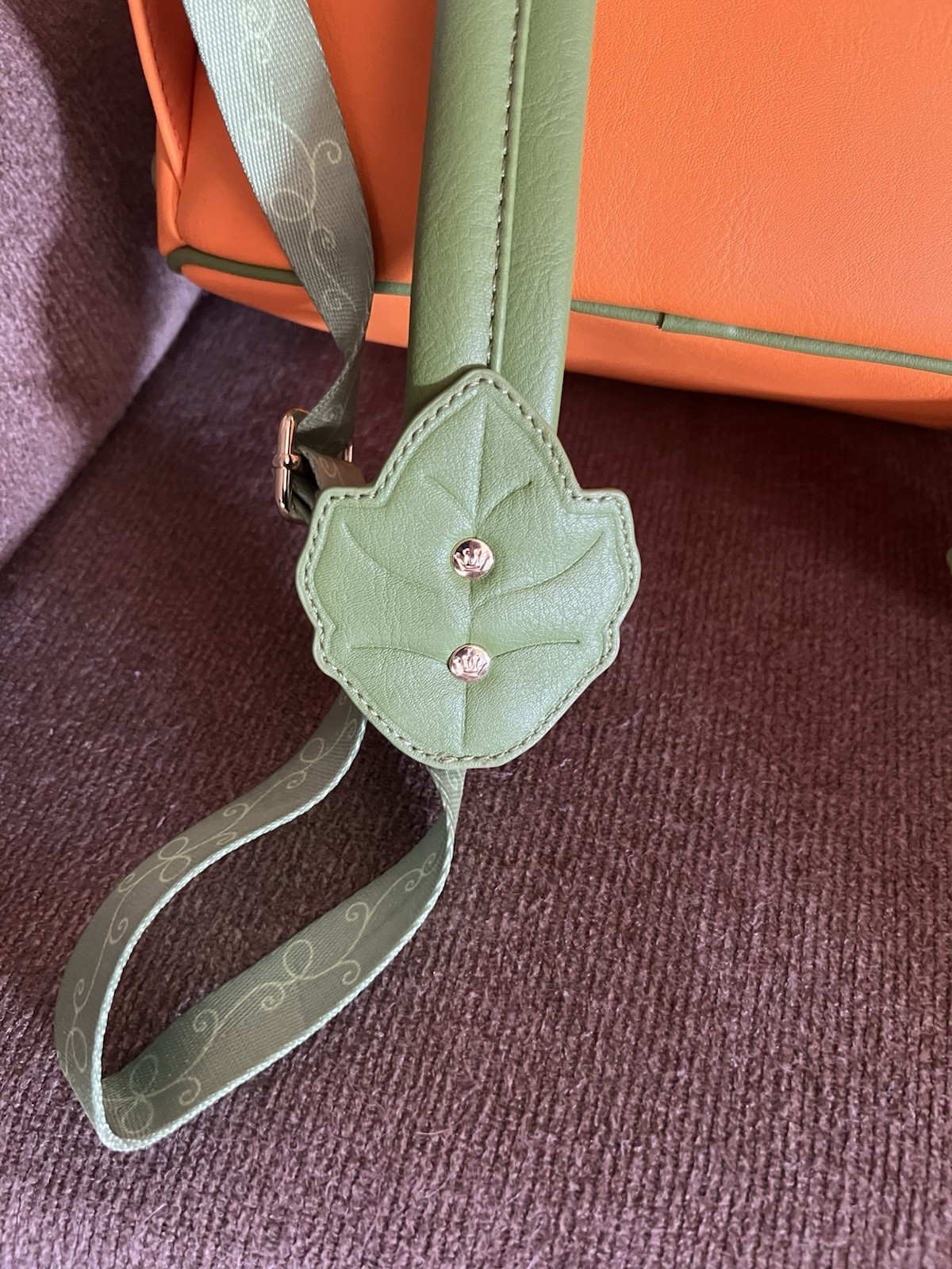 Disney Donald & Daisy Jack-o'-Lantern Glow In The Dark Loungefly Backpack NWT