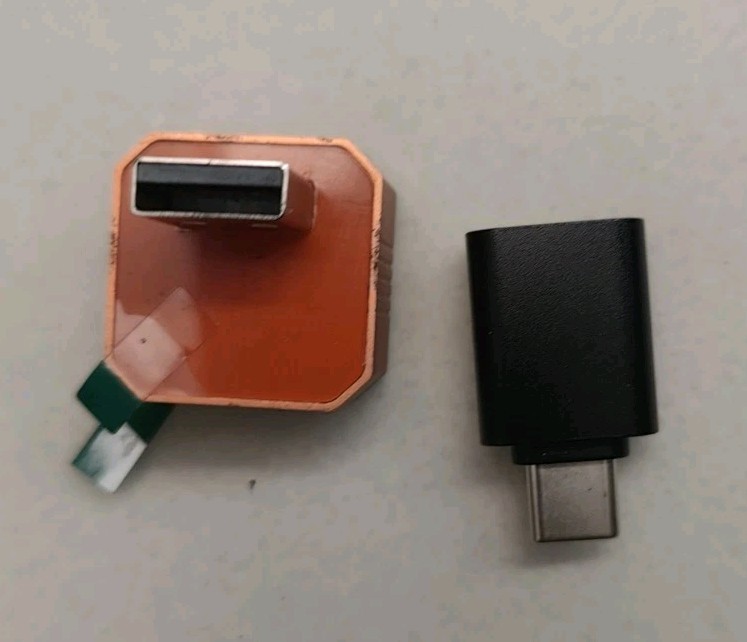 Aimoon Mini Wireless CarPlay Adapter Wired to Wireless Carplay Android Auto