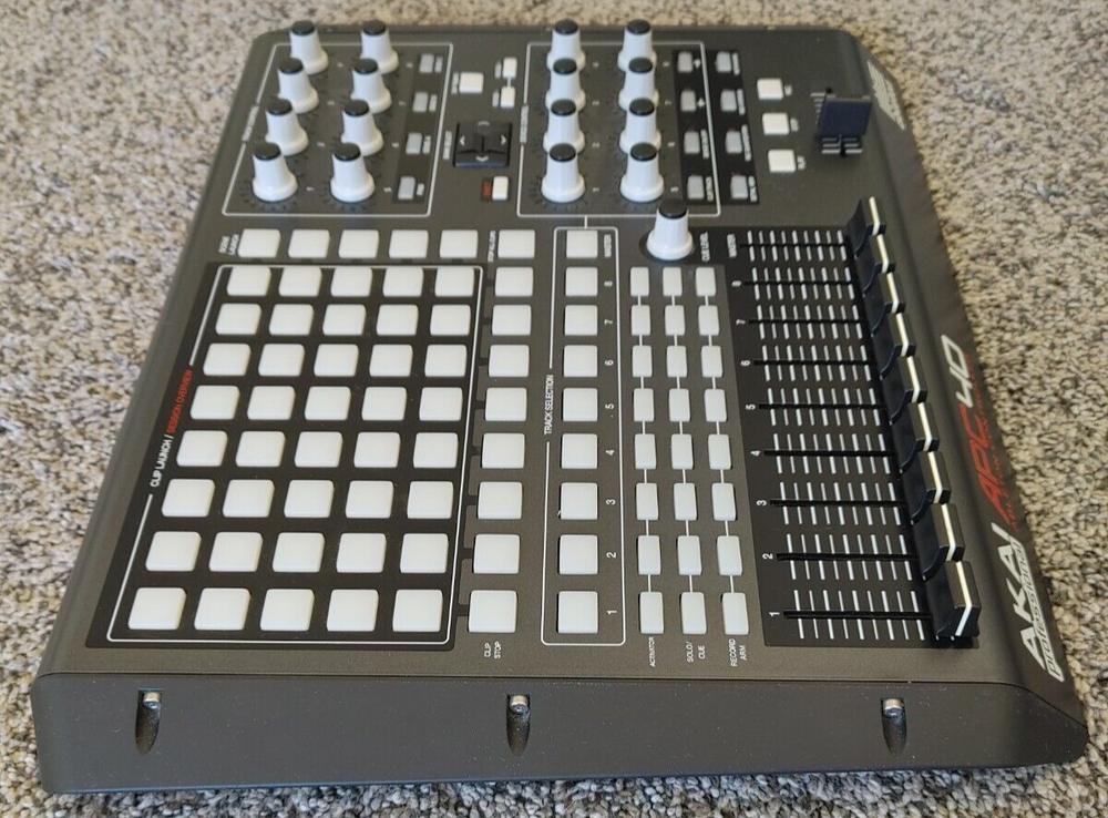 Akai Professional APC40 Ableton Performance Controller - Color Black