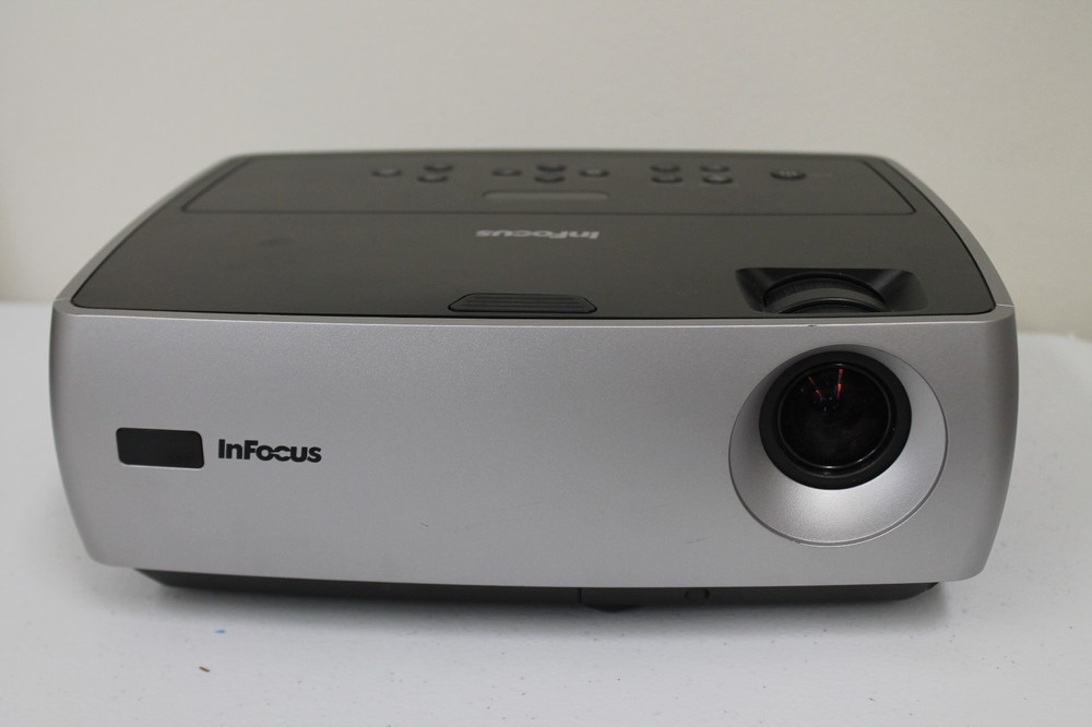 InFocus W240 DLP Projector