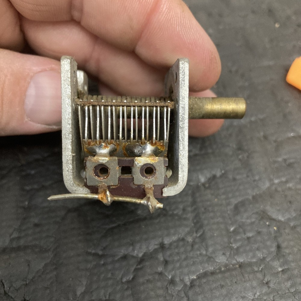 15-70pF Air Variable Capacitor 1pc