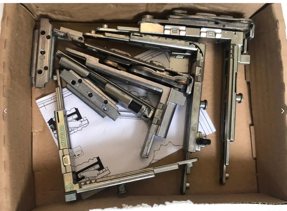 Schuco AvanTec SimplySmart Basic Fitting Set V160 Ref: 277316 RS