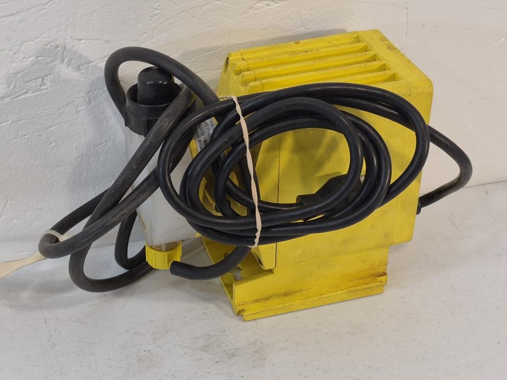 ELECTROMAGNETIC DOSING PUMP (P28003368)