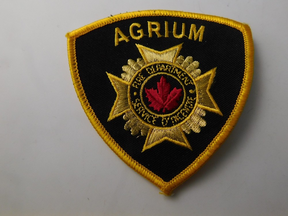 AGRIUM FIRE RESCUE DEPTALBERTA PATCH SHOULDER CREST CANADA COLLECTOR