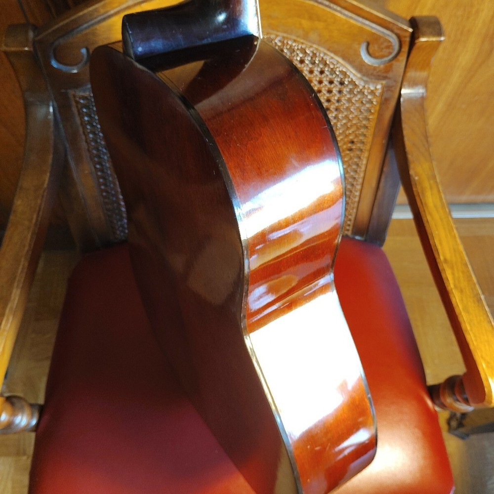 Hashimoto Kazuo All Solid Maple Guitar with Unique Tone and Charm