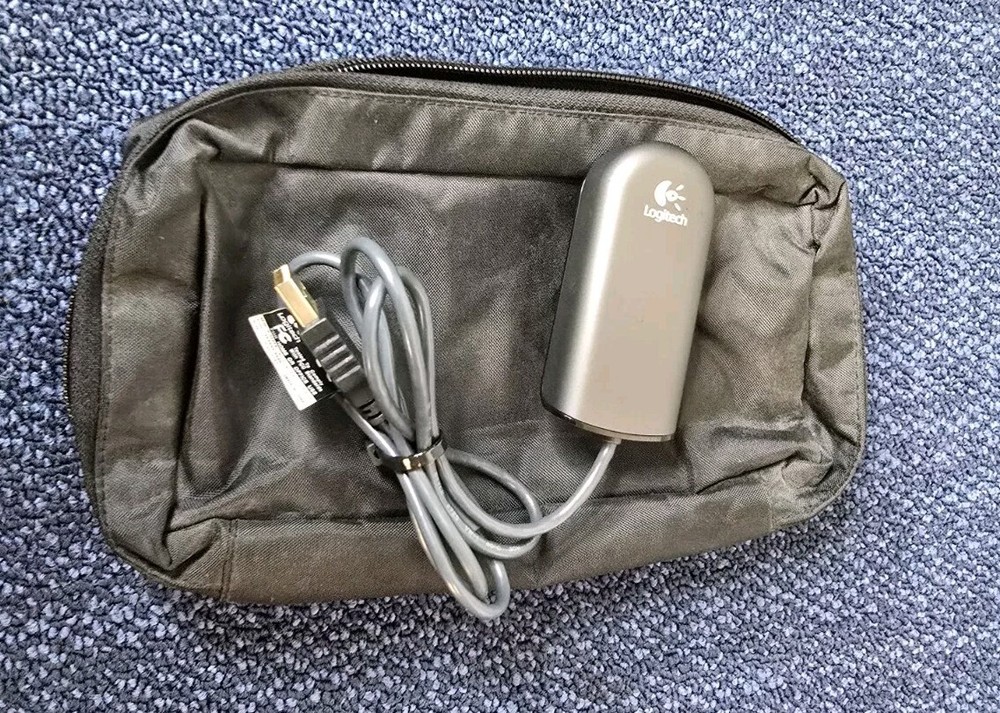 Logitech V-UJ15 QuickCam Webcam USB PC Camera VGA CCD w/bag | For Computer