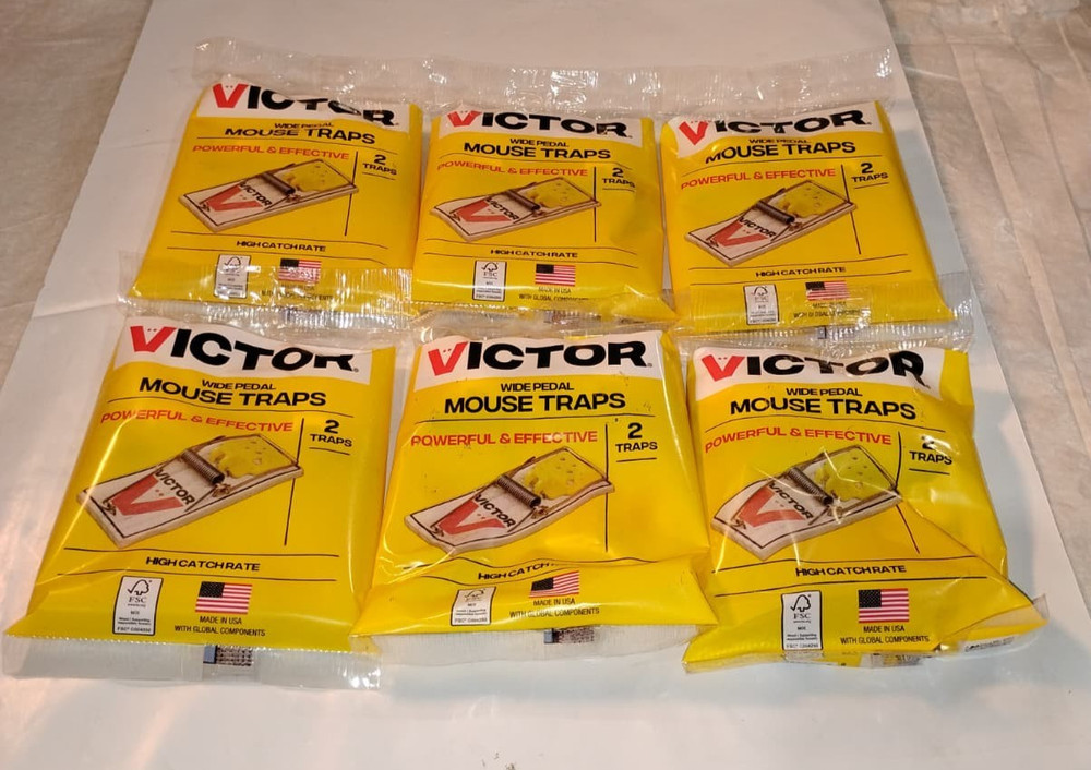 Victor Plastic Pedal Snap Mouse Trap 12 Pack, M035-12, Time-Tested Performance
