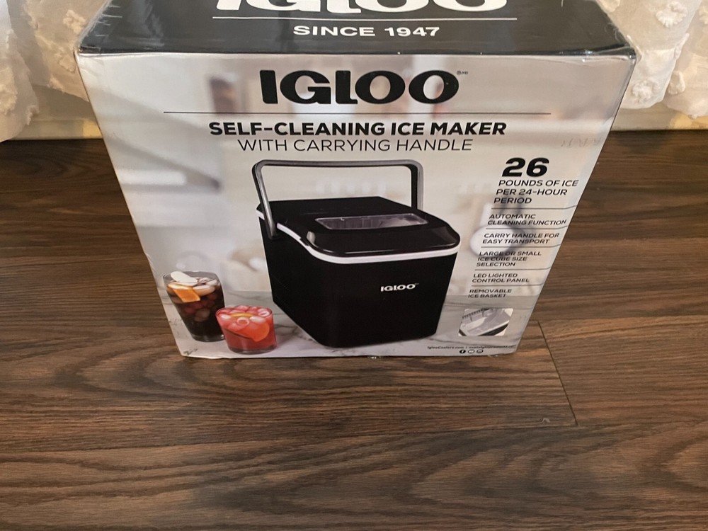 Igloo Automatic Self-Cleaning  Electric Countertop Ice Maker