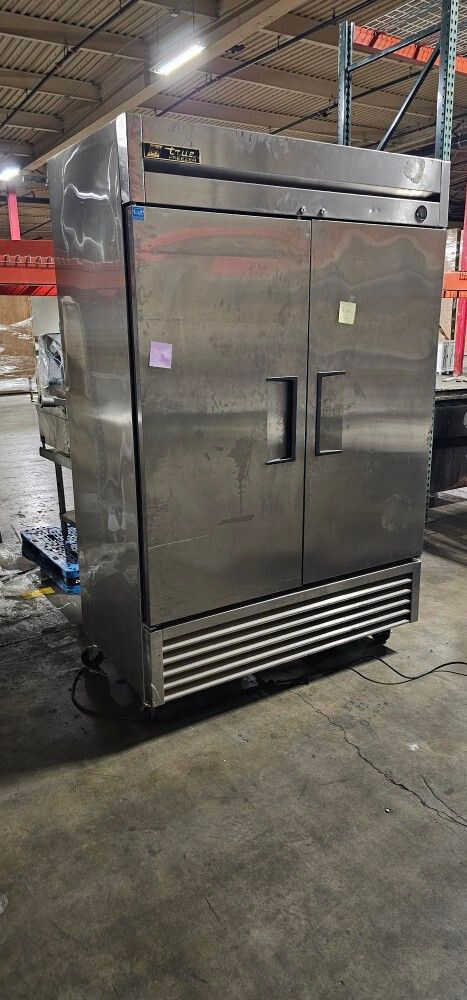True T-49  54" Two Section Reach In Refrigerator , (2) Solid Doors, 115v