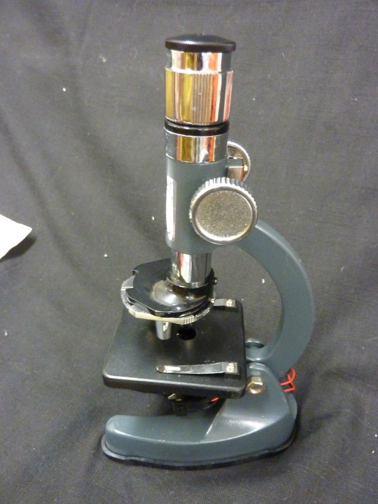 BATTAT DELUXE MICROSCOPE SET MS12 INSTRUCTIONS INCLUDED